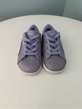 Puma Kids “vikky glitz” Glitter Purple Lace less Sneakers size 6c